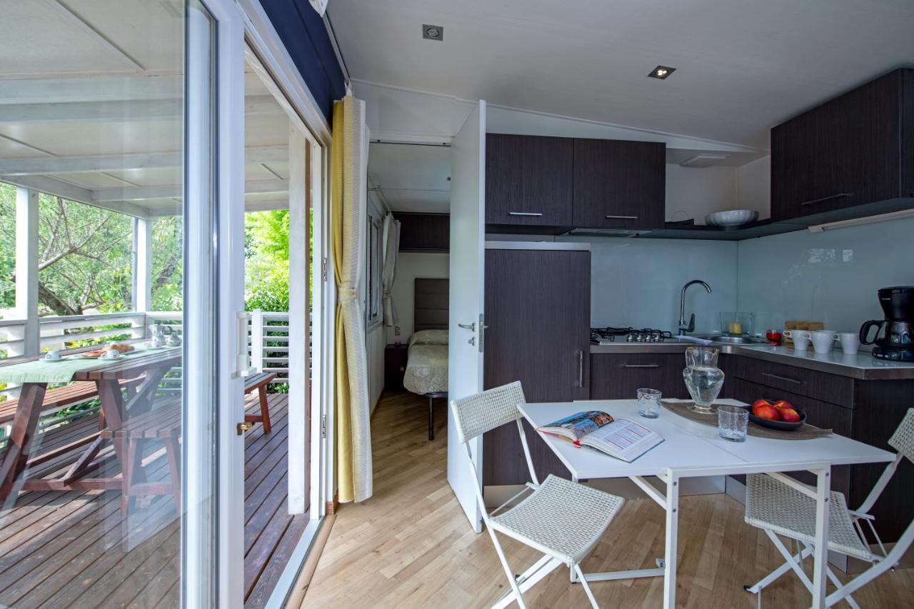 Camping Porto Srl Moniga del Garda Eksteriør billede
