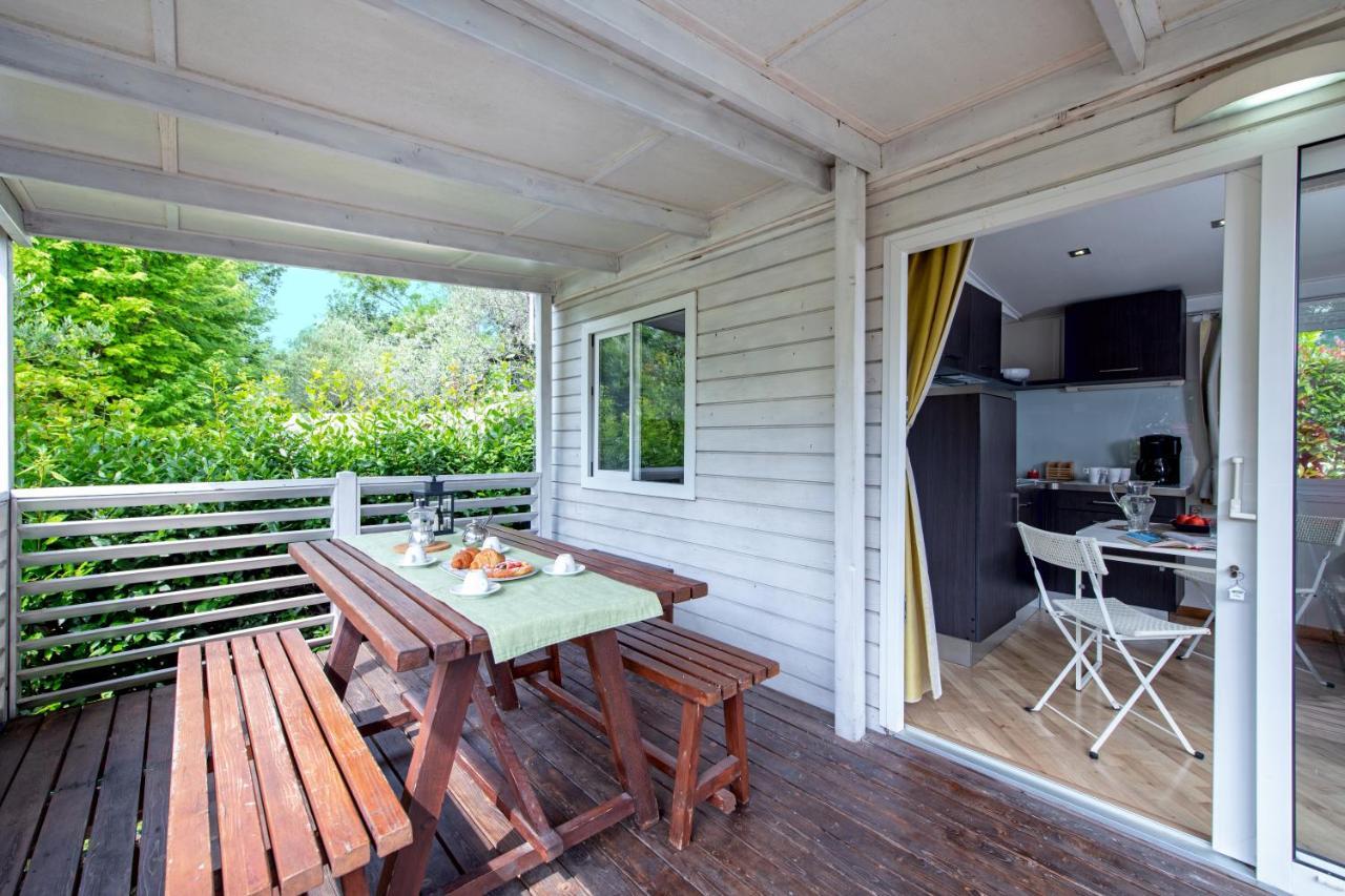 Camping Porto Srl Moniga del Garda Eksteriør billede